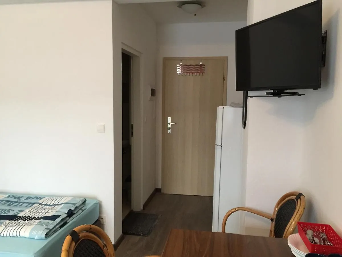 Hostel Zimmerfrei In Radebeul Germany